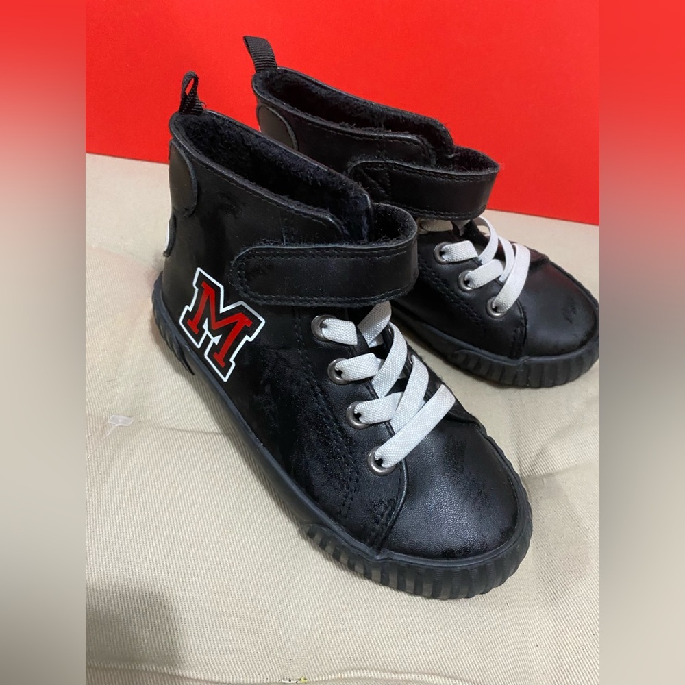 H&M Disney Mickey Mouse Toddler High-Top Sneakers "Worn Once" Size 9.5 NWOT